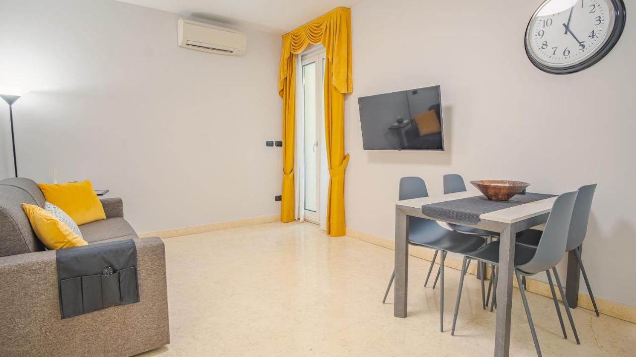 Relais Du Lac Loft - Italian Homing Desenzano del Garda Buitenkant foto